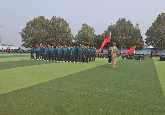 石家庄白求恩医学院军训汇演05.png