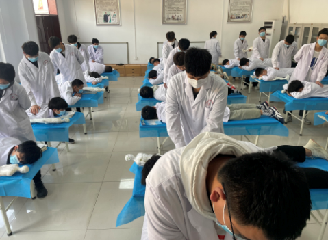 中医康复技术专业介绍.png 中医康复技术专业介绍.png