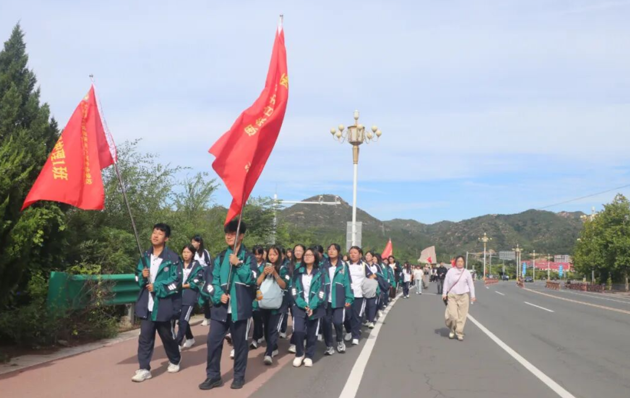 石家庄白求恩医学中等专业学校2026年红色教育02.png